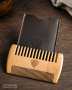 Bartkamm aus Holz mit Schutztasche (Limited Edition)